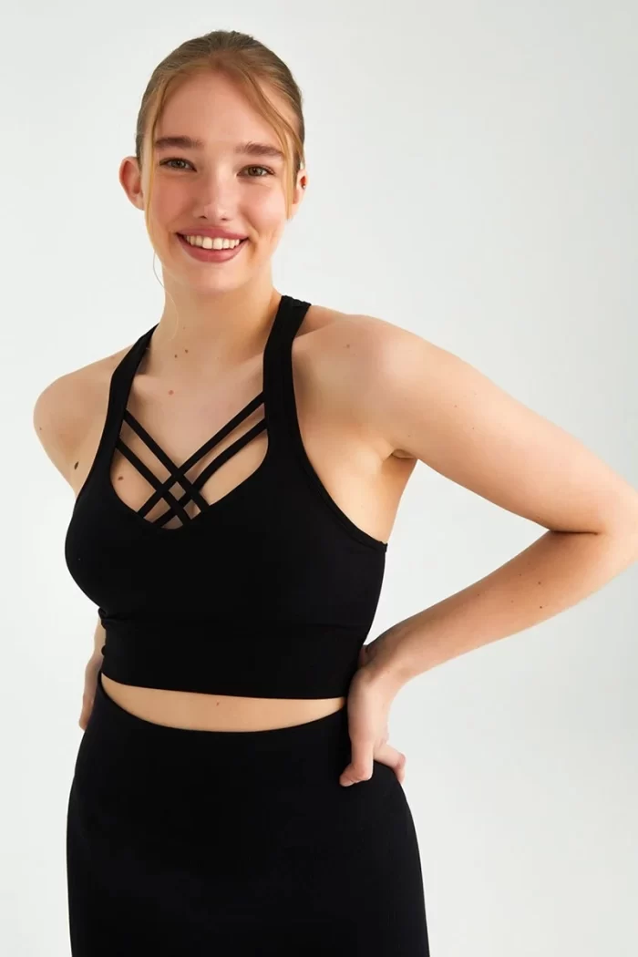 Come up Piping Detailed Sports Bra Black sportmaze