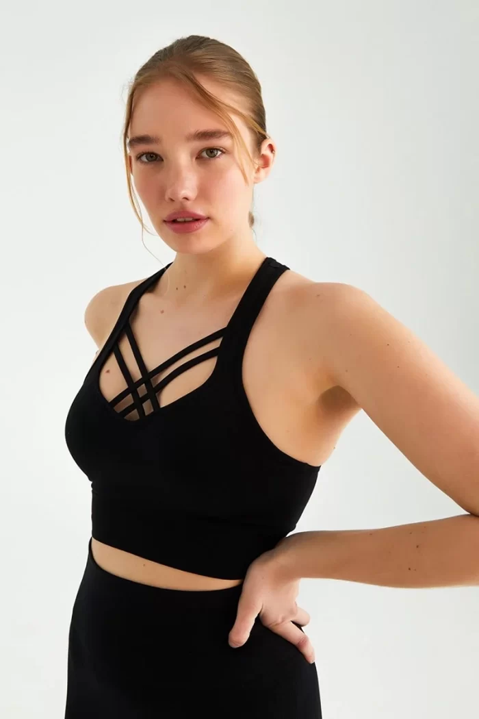 Come up Piping Detailed Sports Bra Black sportmaze