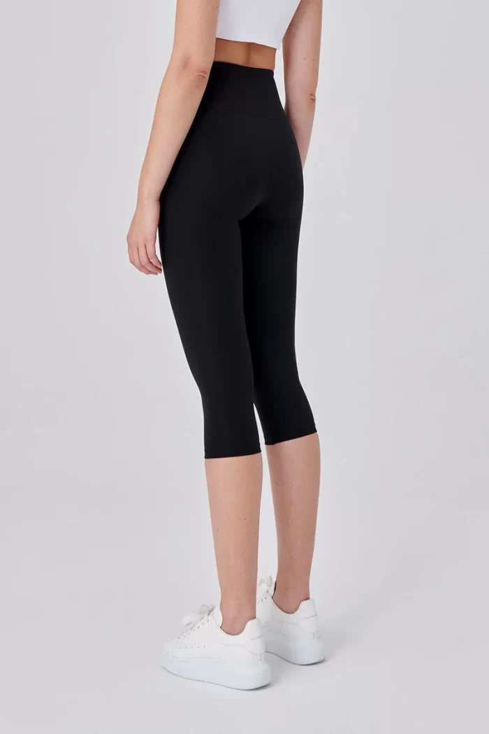 Push Up Capri Black sportmaze