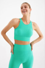 Chest Padded Rib Textured Crop Top