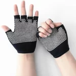 White spots Gloves